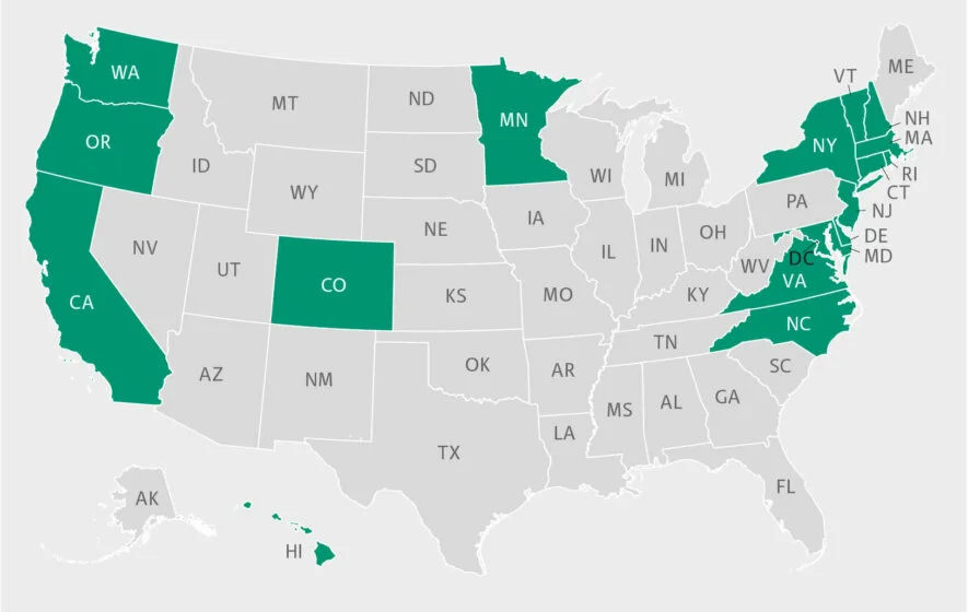 Karte der USA mit Markierung der US Bundesstaaten mit freiwilliger Verpflichtung zur Reduktion der Treibhausgasemissionen nach dem Pariser Klimaabkommen