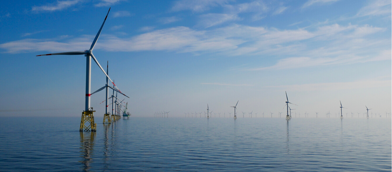 Stromerzeugung im enformer Windkraftanlagen in der Nordsee