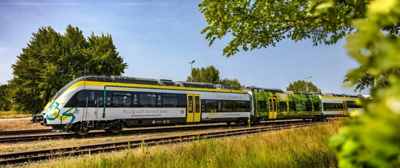 Batterie-Zug von Bombardier auf nicht elektrifizierter Strecke