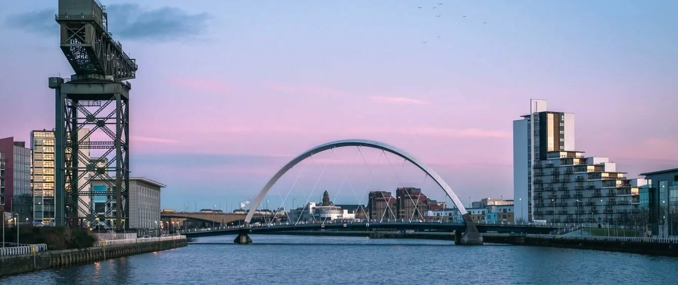Brücke in Glasgow einer Net Zero City