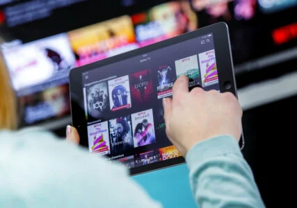 Video streaming requires less energy than expected