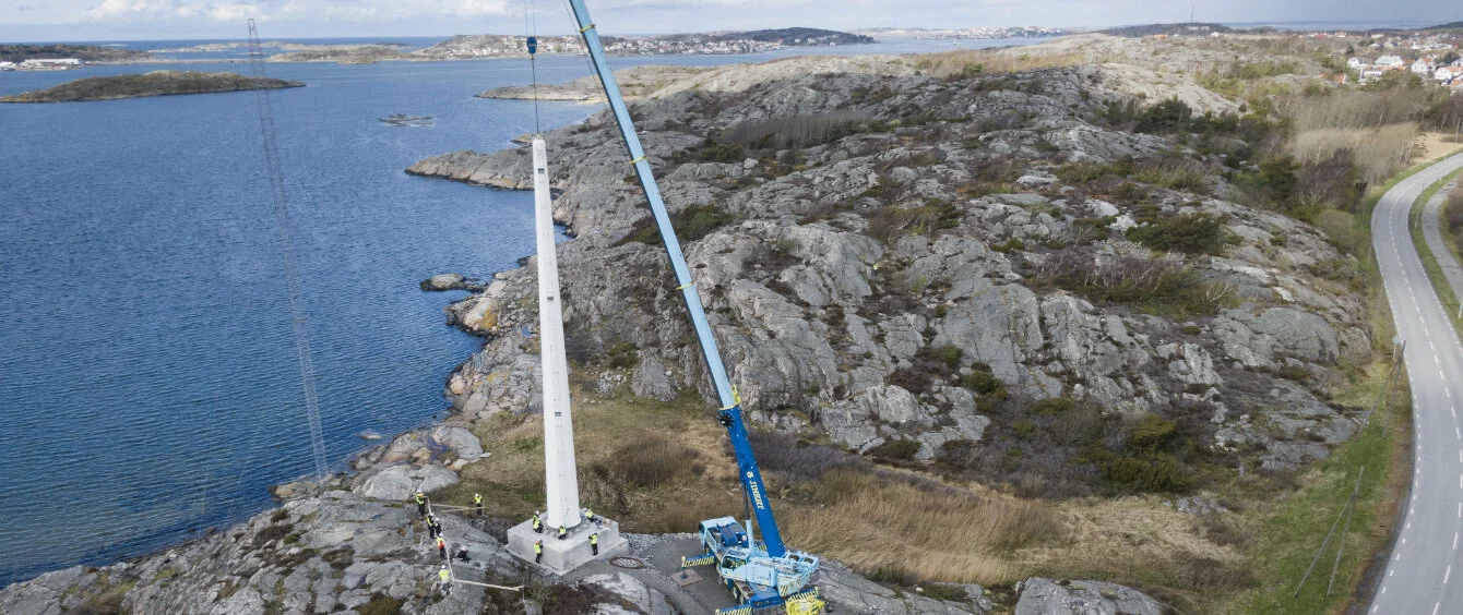 Wood instead of steel: wind turbine tower field trial