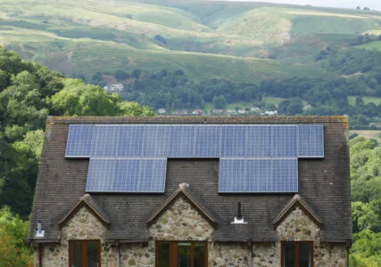 UK public solidly behind renewable energy