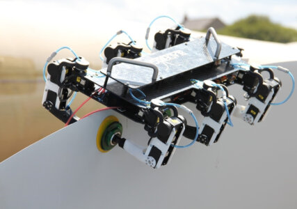 Roboter-Käfer zur Reparatur von Windturbinenblättern