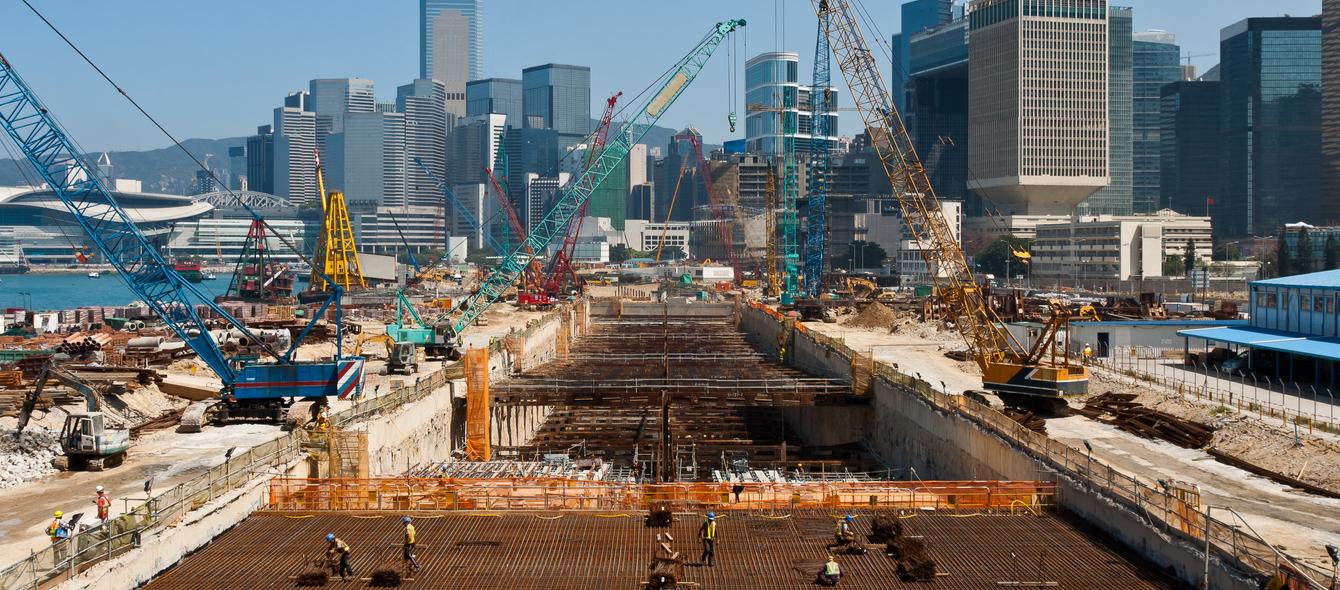 Baustelle in Hongkong - symbolisch für Bevölkerungs- und Wirtschaftswachstum