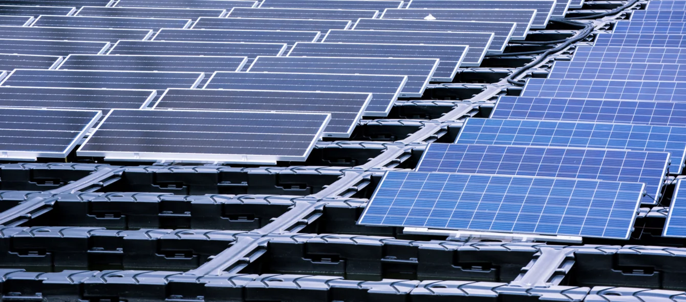 13,400 solar panels on a lake