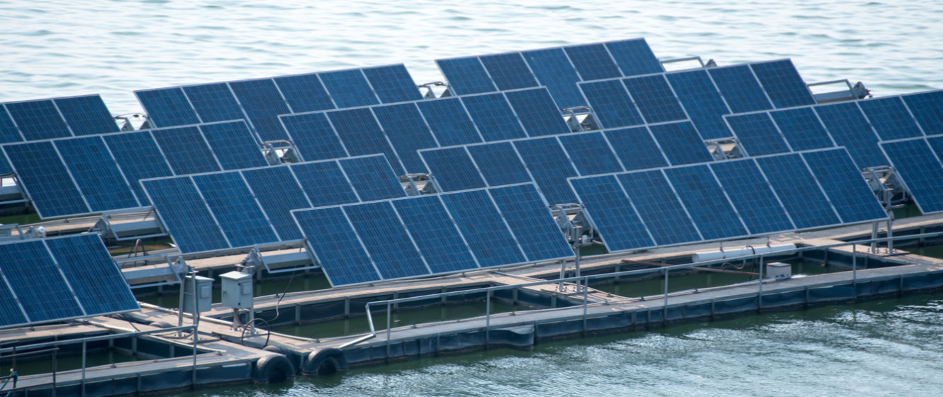 Forschungsprojekt untersucht schwimmende Solaranlagen