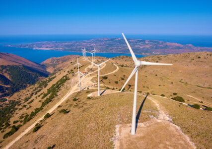 Griechische Energiewende startet mit viel Wind in den Segeln