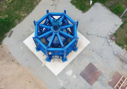 TU Dresden builds huge flywheel storage system for wind turbines