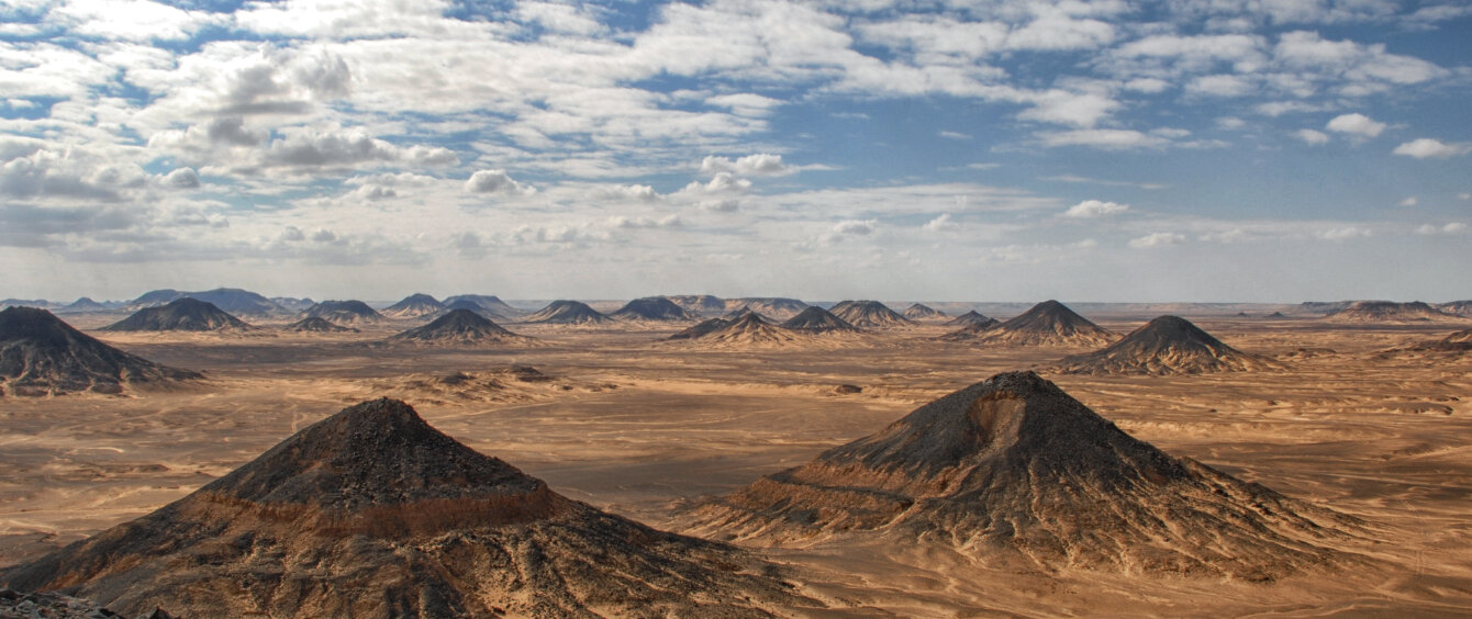 image-shows-desert-in-egypt