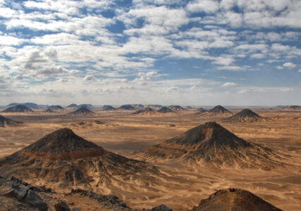 image-shows-desert-in-egypt