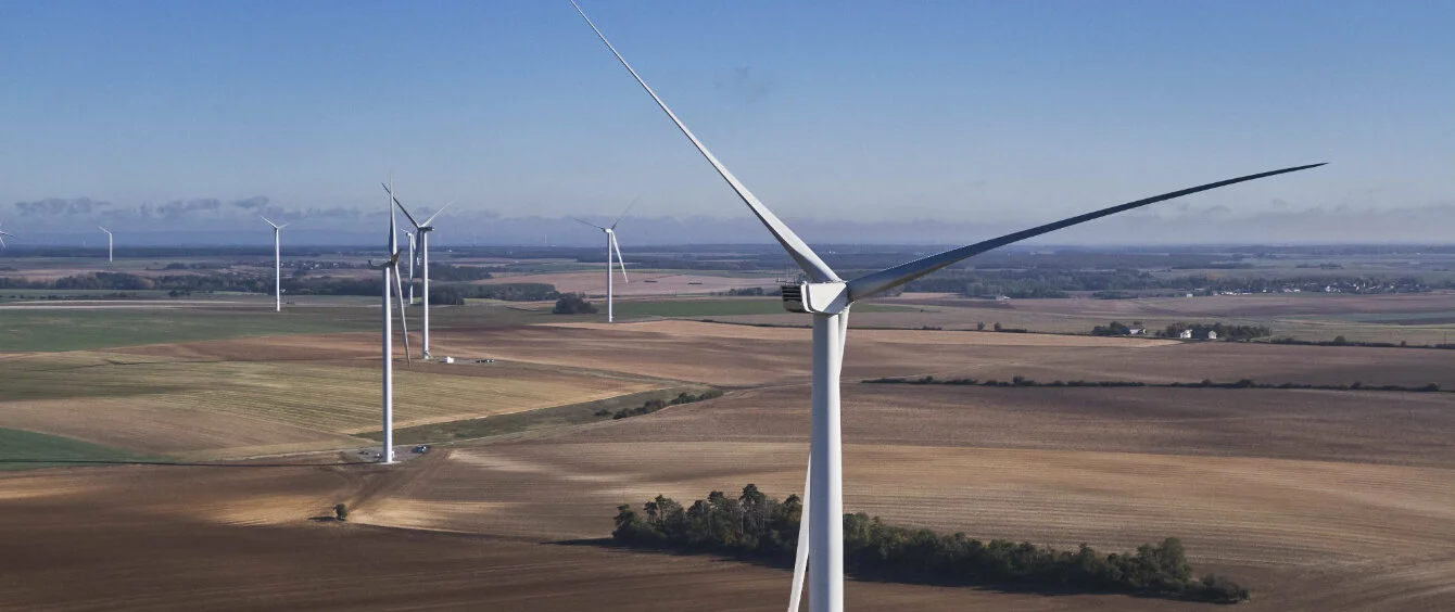 EU calls on renewable industry to meet climate goals