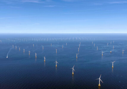 Wie sich der Wind an Offshore-Windparks staut