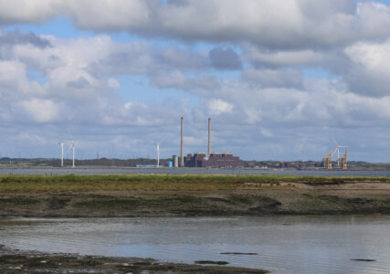 Foto, das das Kraftwerk Moneypoint in Irland zeigt